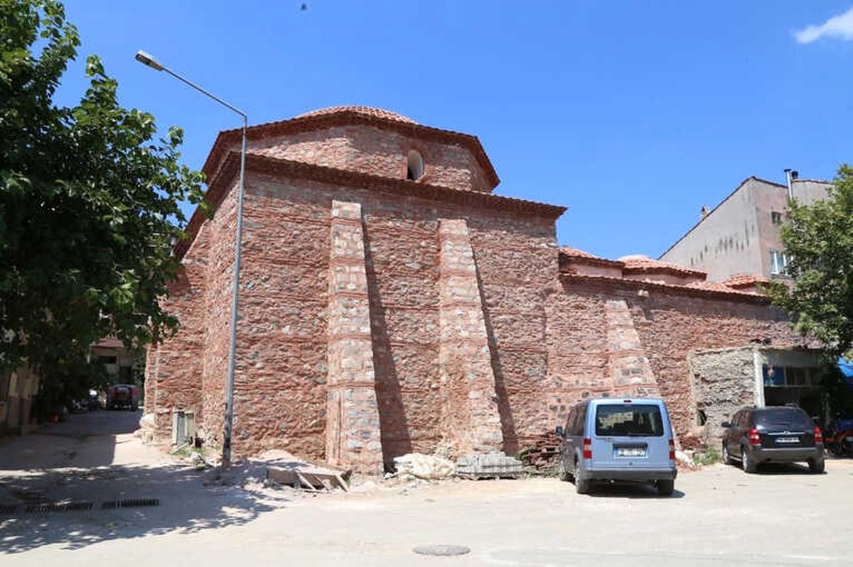 Arap Hamamı\' Küllerinden Doğuyor