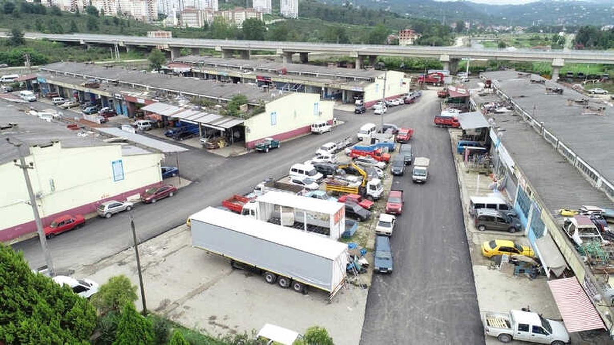 Ata Sanayi Sitesi Sıcak Asfalta Kavuşuyor