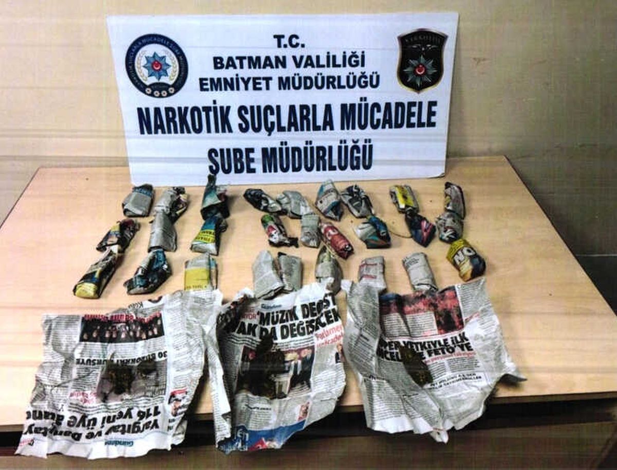 Batman\'da 30 Paket Esrar Maddesi Ele Geçirildi
