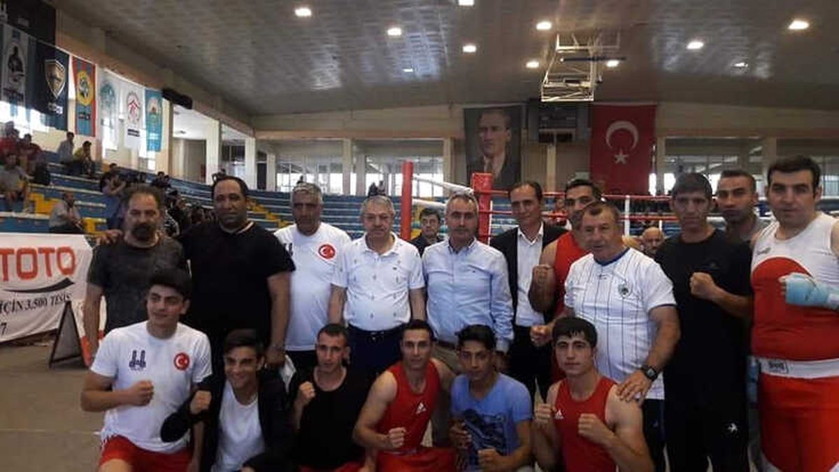 Dadaş\'ın Ringde Pastırma Keyfi
