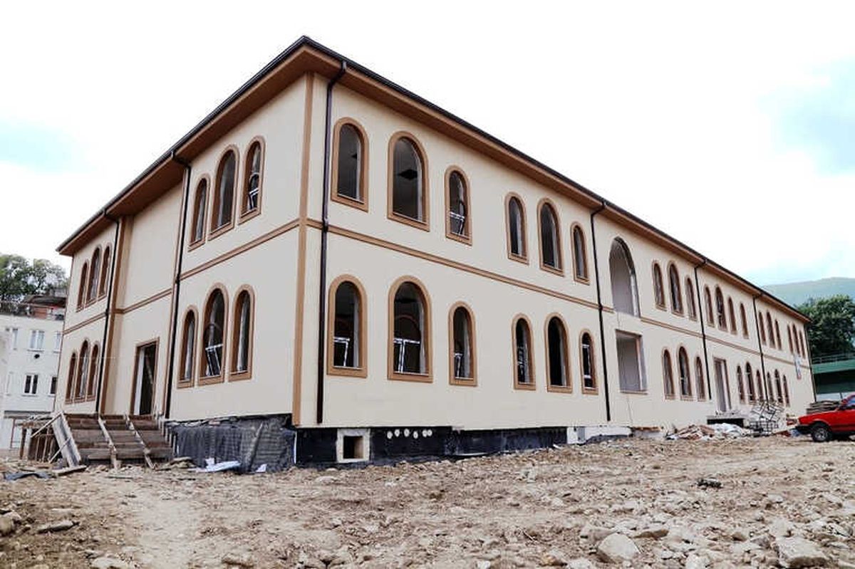 Demirtaşpaşa\'da Son Rötuşlar