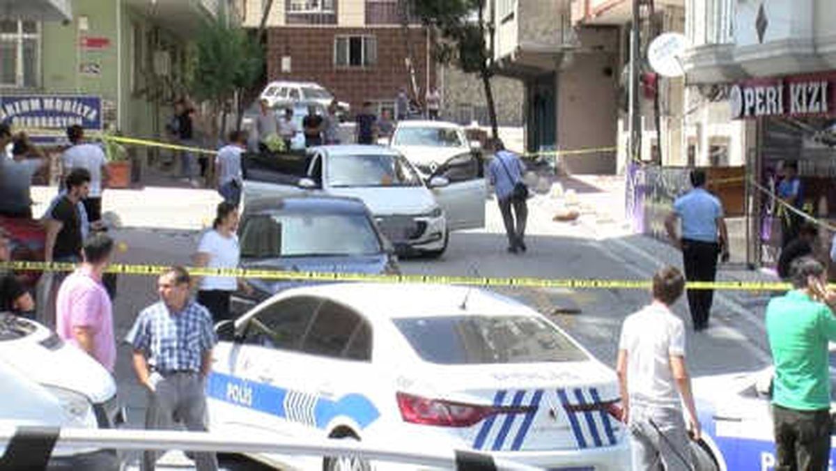 Esenyurt\'ta Polise Silahlı Saldırı-1