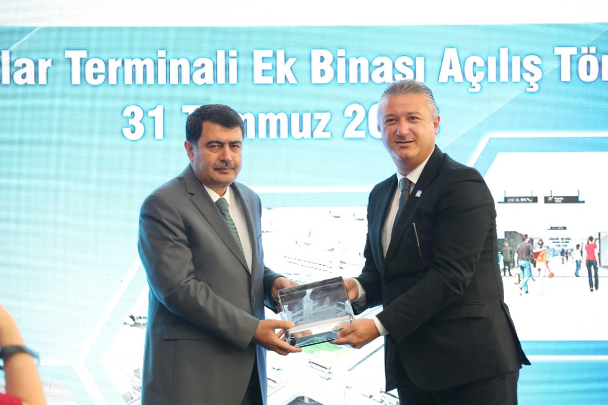 İstanbul Sabiha Gökçen Yeni İç Hatlar Terminal Binası Hizmete Açıldı
