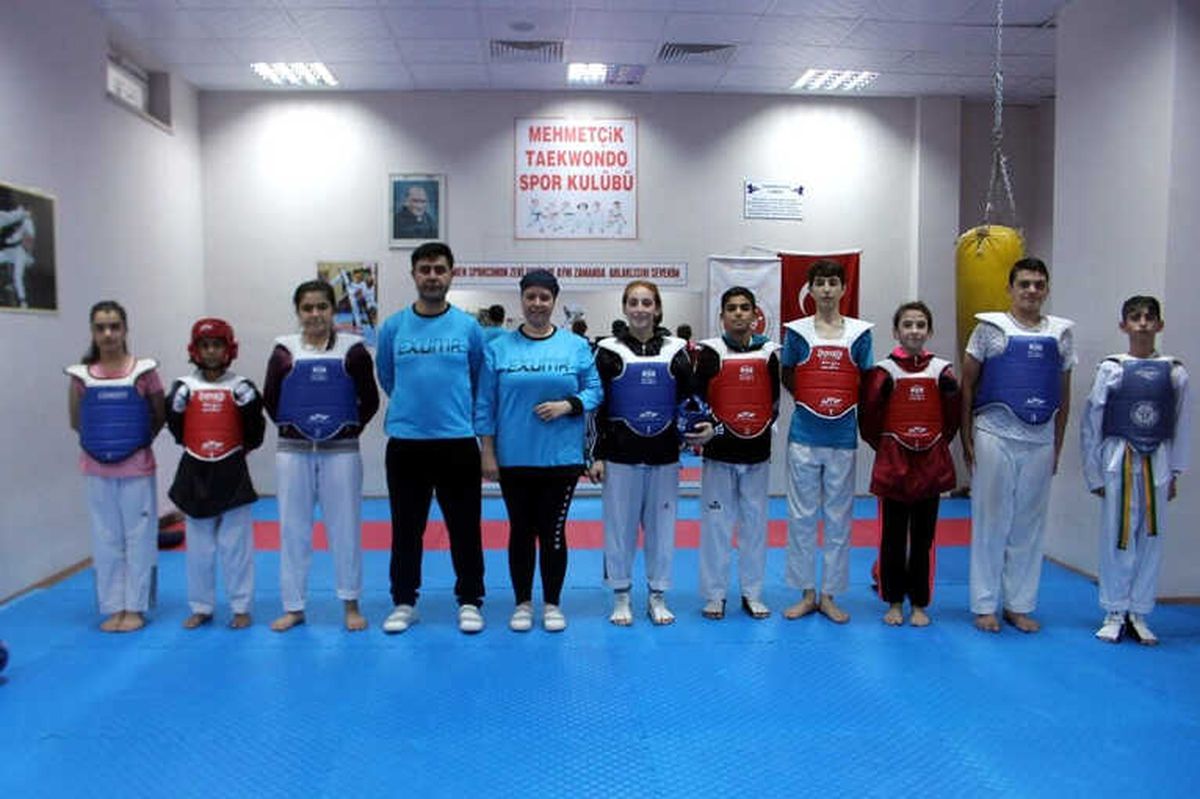 Siirt\'te Tekvando İl Seçmeleri Yapıldı