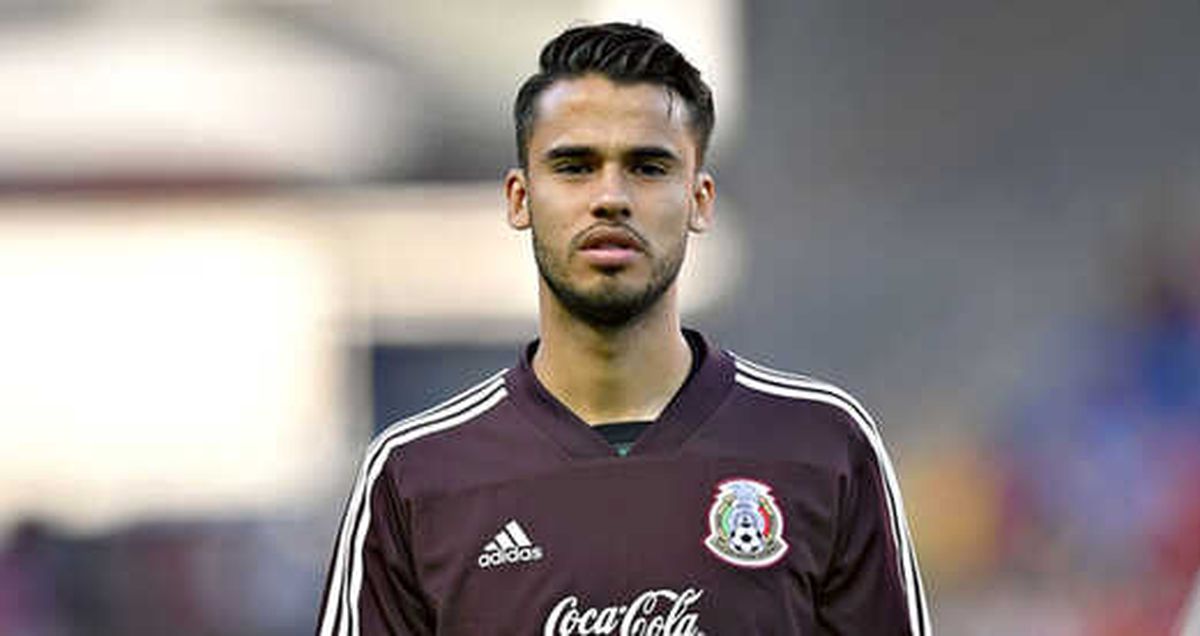 Taraftarlar, Diego Reyes\'i Mesaj Yağmuruna Tuttu: Fenerbahçe\'ye Gel