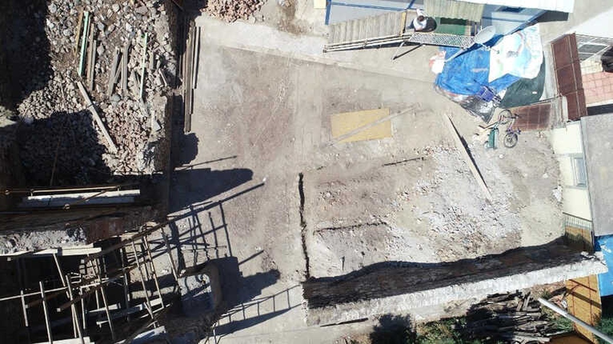 Tarihi Binanın Ana Hatları Ortaya Çıkarıldı