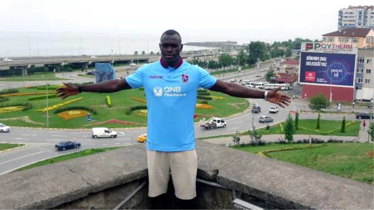 Trabzonspor, Toure ile Sözleşme İmzaladı