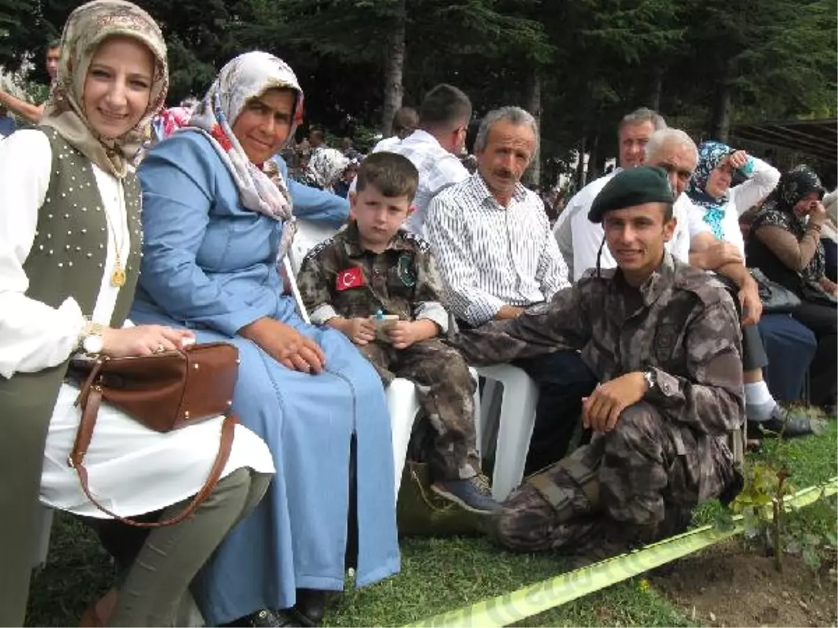 Amasya\'da 330 Özel Harekat Polis Adayı Mezun Oldu