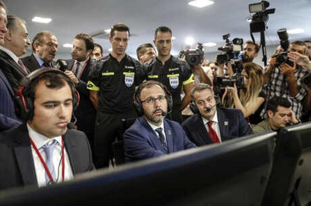 Bakan Kasapoğlu Var Koltuğuna Oturdu