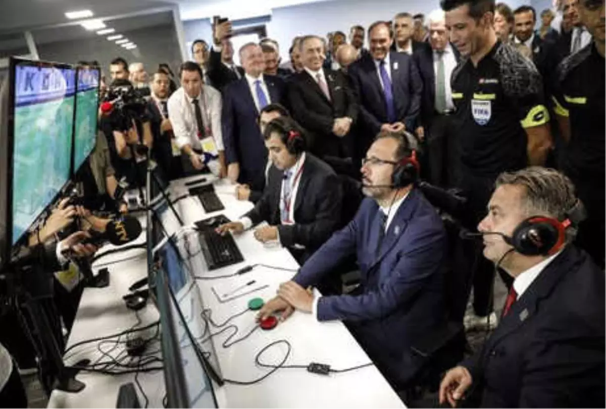 Bakan Kasapoğlu ve Kulüp Başkanları Var Merkezi\'ni Gezdi