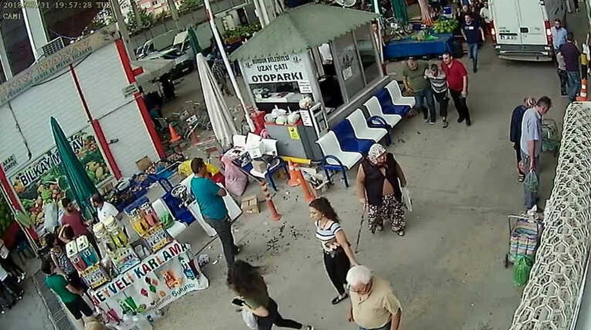 Burdur\'da Taciz Şüphelisine Linç Girişimi