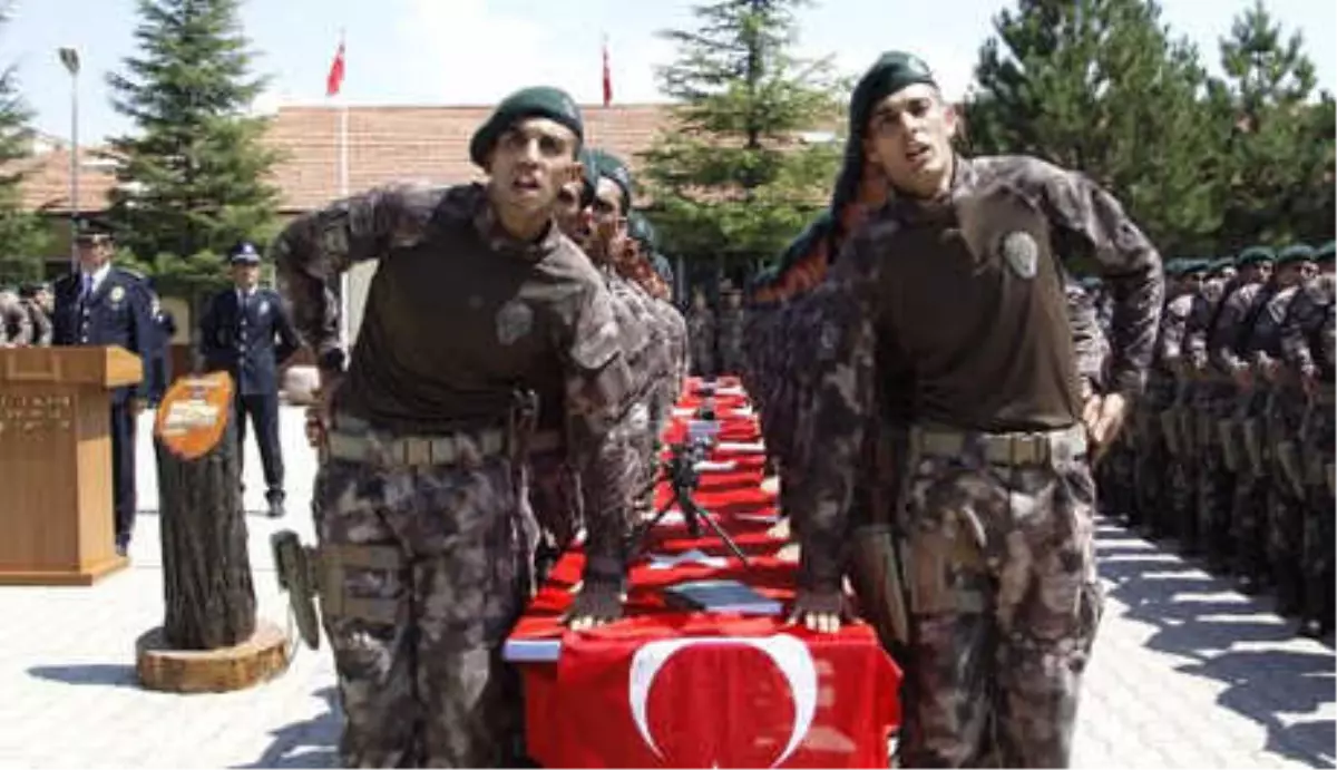 Çankırı\'da 338 Özel Harekat Polis Adayı Mezun Oldu
