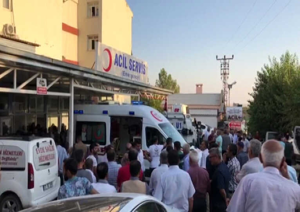Diyarbakır\'da Arazi Kavgası: 2 Ölü, 1\'i Ağır 3 Yaralı