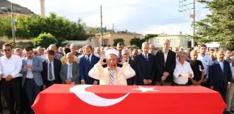 Eski Niğde Milletvekili İsmail Göksel Toprağa Verildi