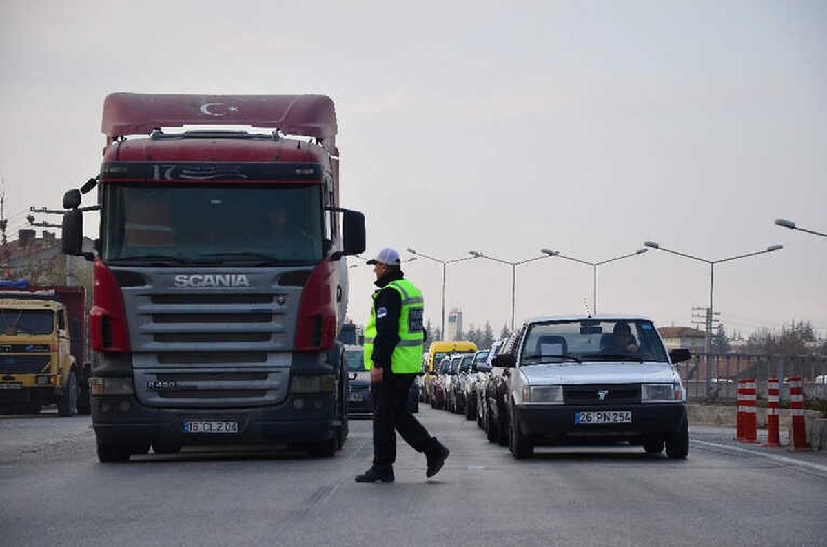 Eskişehir Trafiğinde 281 Bin 853 Adet Araç Var