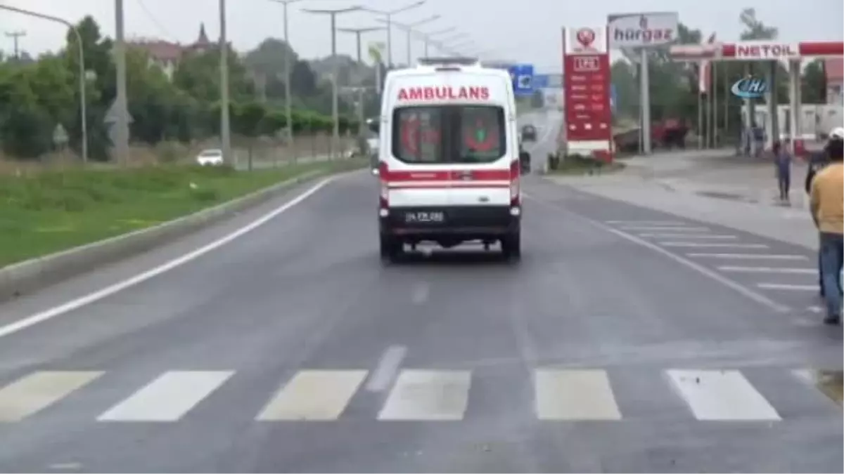 Hasta Taşıyan Ambulans Kamyonetle Çarpıştı: 6 Yaralı