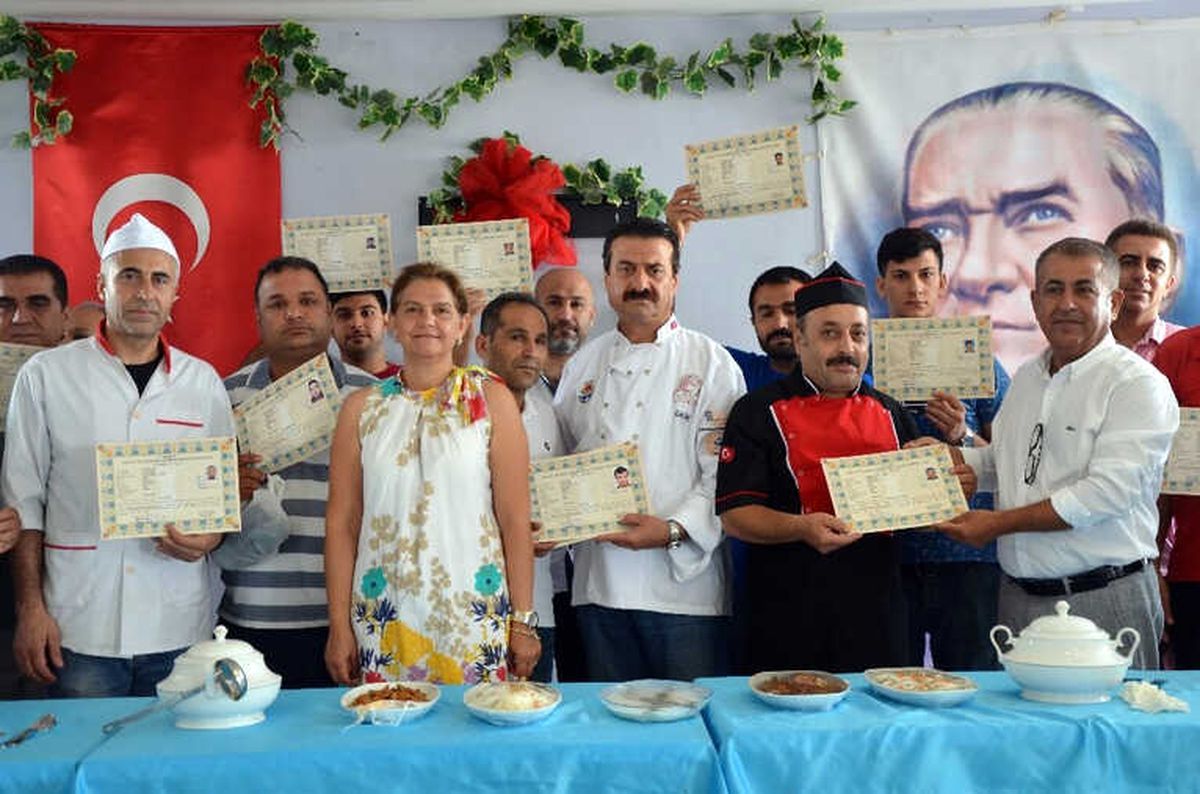 Kebap Ustası Olabilmek İçin Uygulamalı Sınavda Maharetlerini Gösterdiler