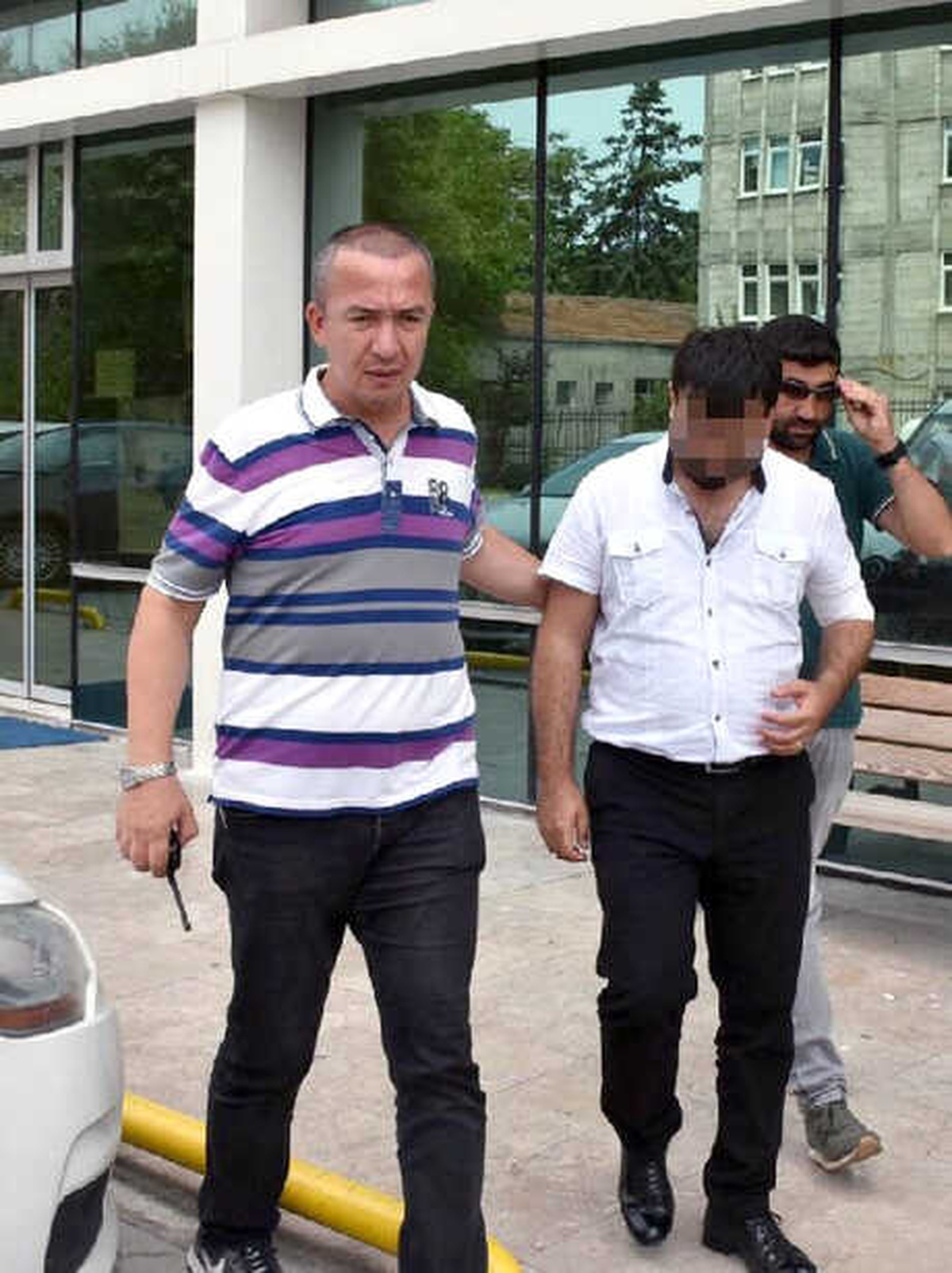 Kız Arkadaş Kavgasında Bir Kişiyi Yaralayan Şüpheli Serbest