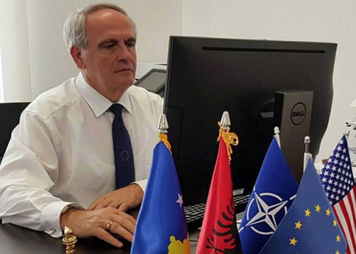 Kosova\'da Bakan Yardımcısından Skandal Türkiye Paylaşımı