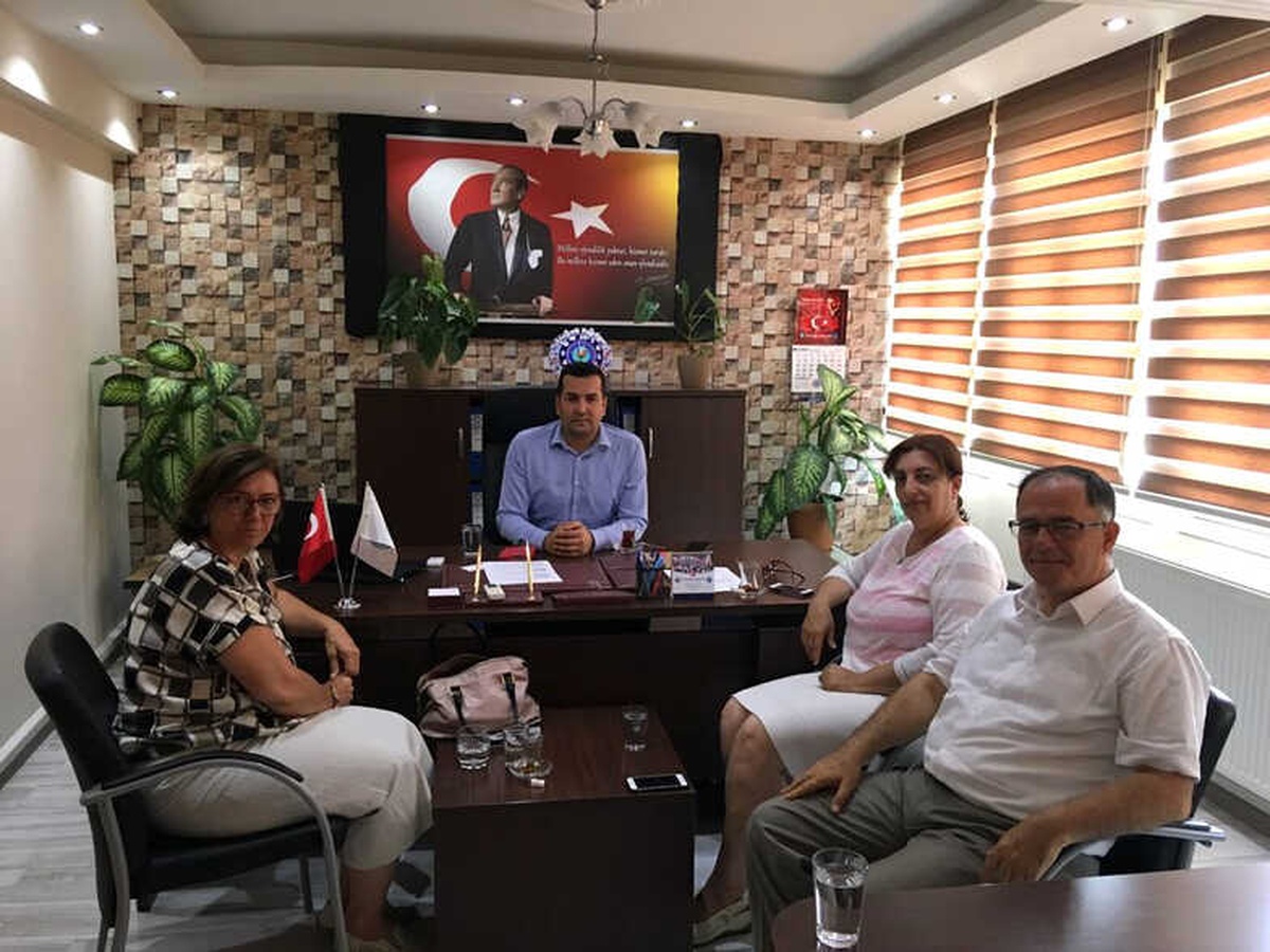 Maski\'den, Selendi\'ye Hayırlı Olsun Ziyareti