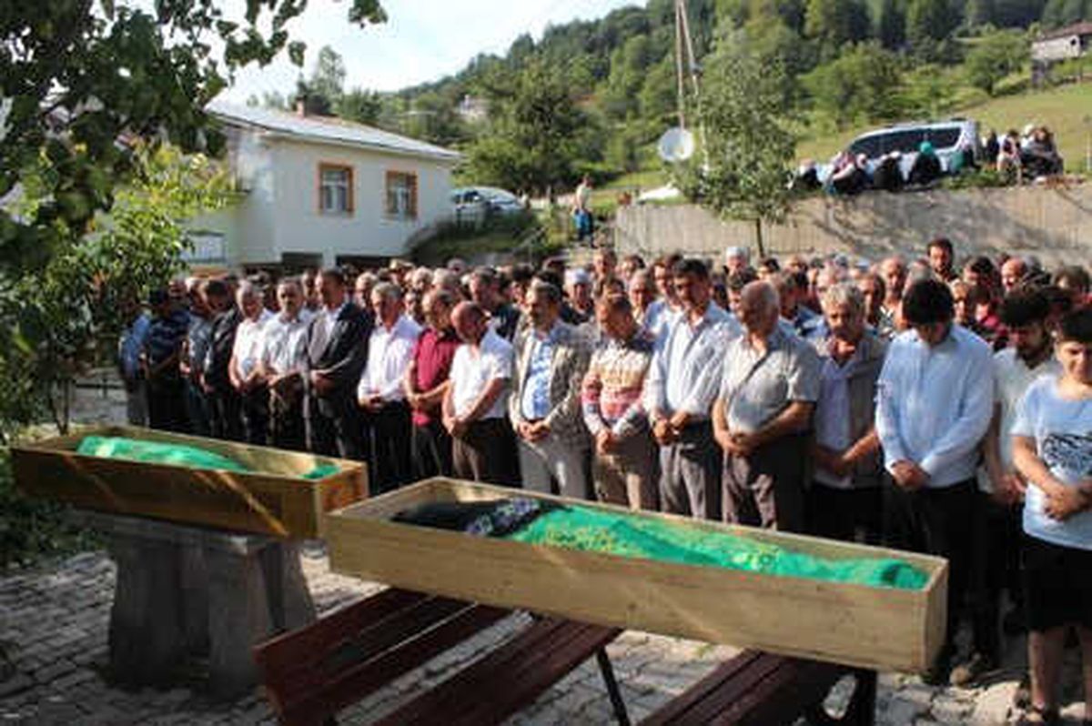 Ordu\'da Tüpten Sızan Gazdan Zehirlenen Çift Toprağa Verildi