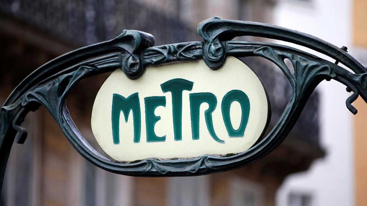 Paris\'teki Elektrik Kesintisi Üzerine Binlerce Yolcu Metroda Mahsur Kaldı