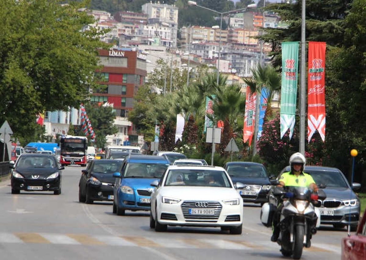 Samsun\'da Trafiğe Kayıtlı Araç Sayısı 348 Bin 351 Oldu