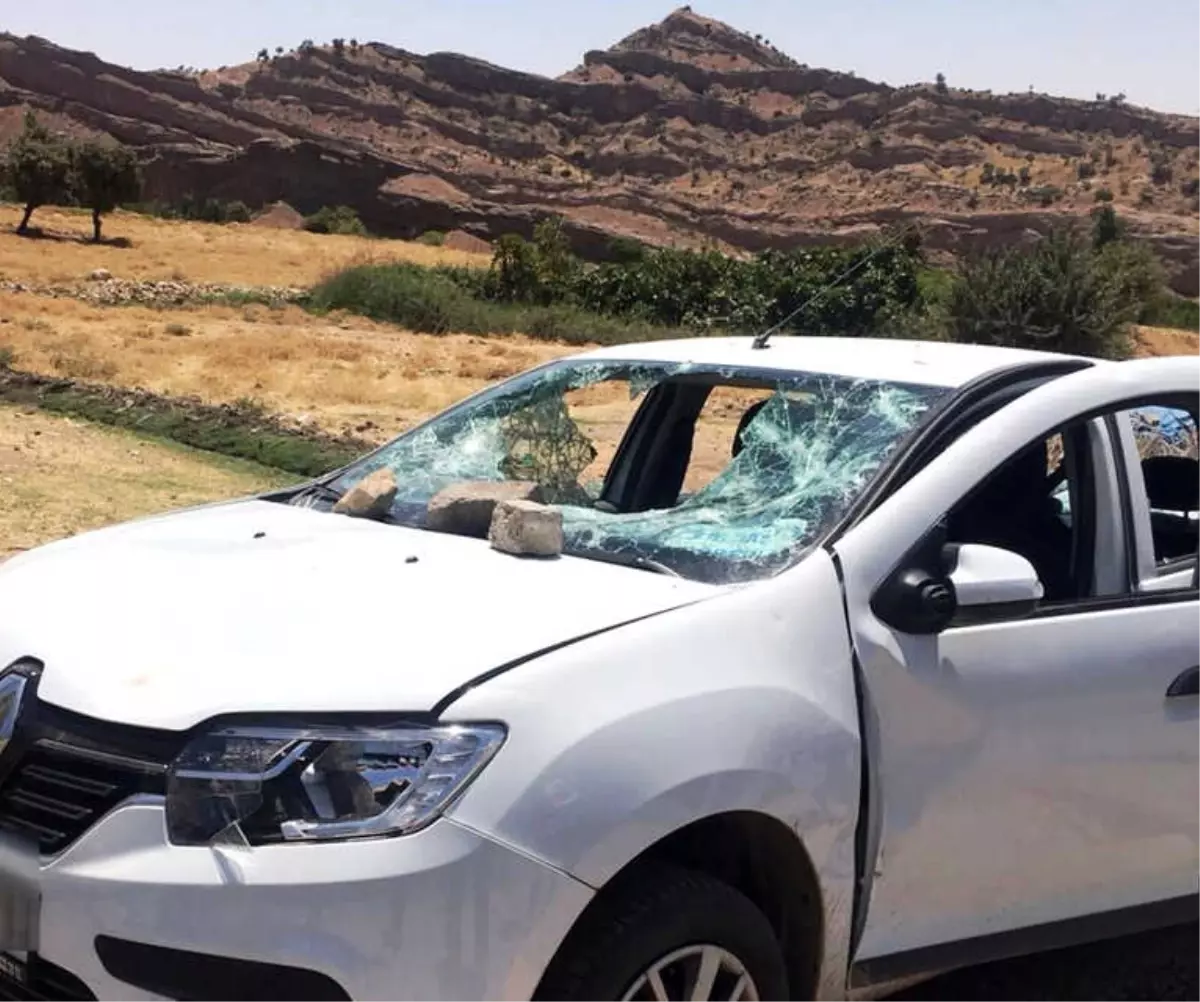 Silopi\'de Dicle Elektrik Ekiplerine Saldırı