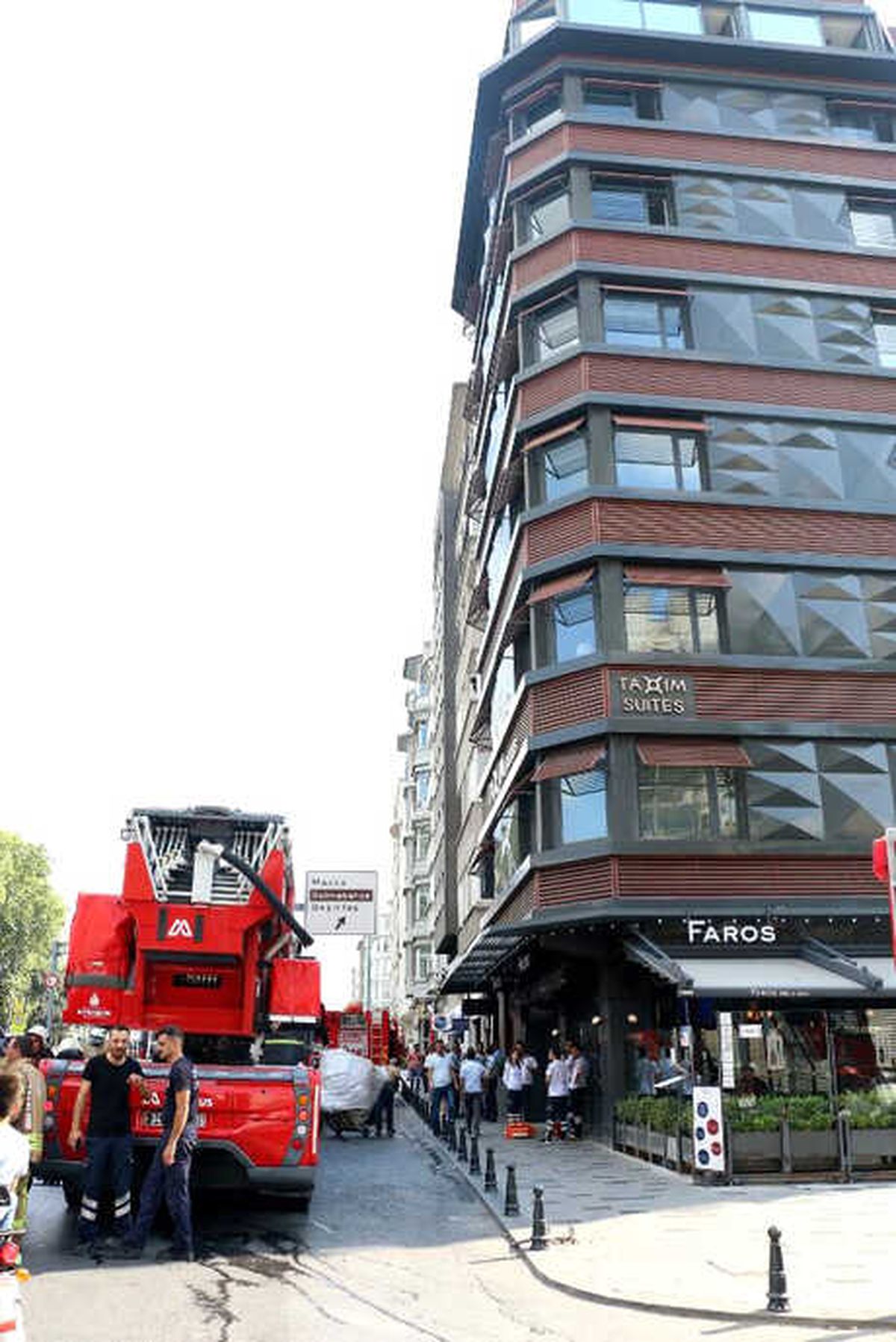 Taksim\'de Otelde Yangın
