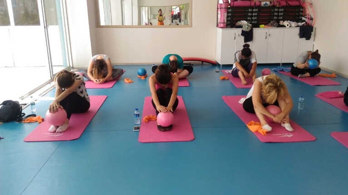 Turgutlulu Kadınlar Zumba ve Plates ile Sağlıklı Yaşıyor
