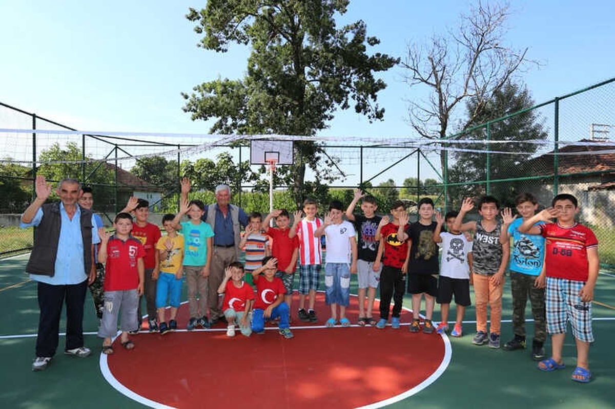 Adapazarı Belediyesi\'nden 5 Yılda 490 Sosyal Alan, 10 Milyon TL Yatırım