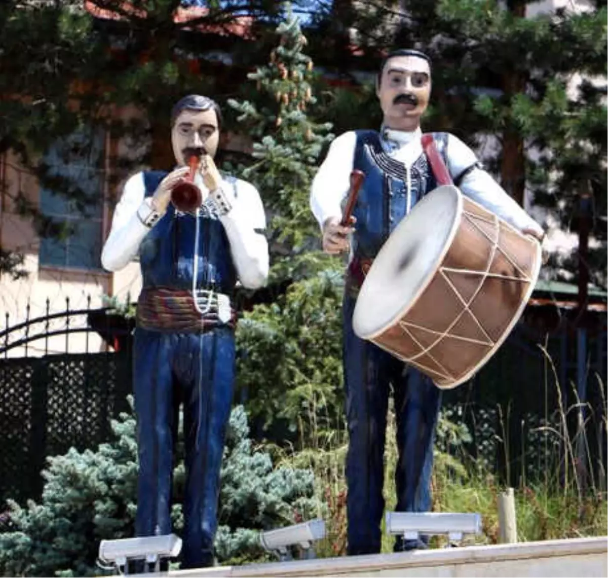 Bar Ekibi Keykelindeki Zurna ve Davul Yeniden Yapıldı