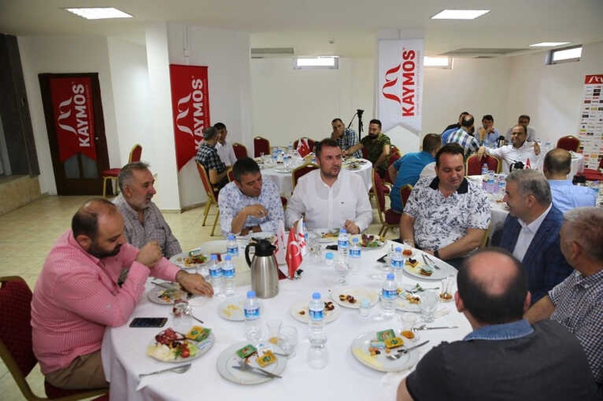 Başkan Çelik, Mobilya Sanayicileri ile Bir Araya Geldi