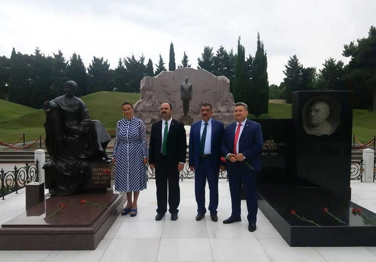 Belediye Başkanı Gürkan Azerbaycan\'da