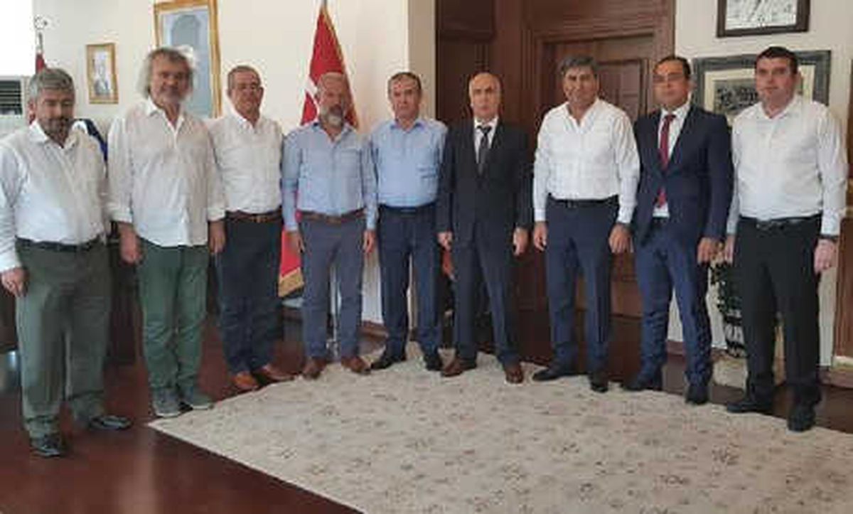 Denizlispor Vali\'ye Çıktı