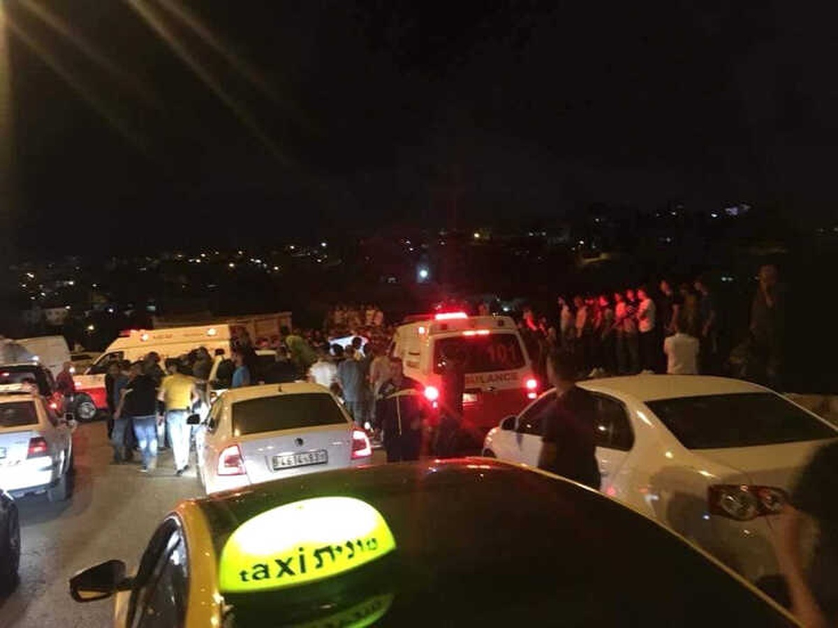 Filistin\'in El Halil Kentinde Otomobil İçinde İki Ceset Bulundu