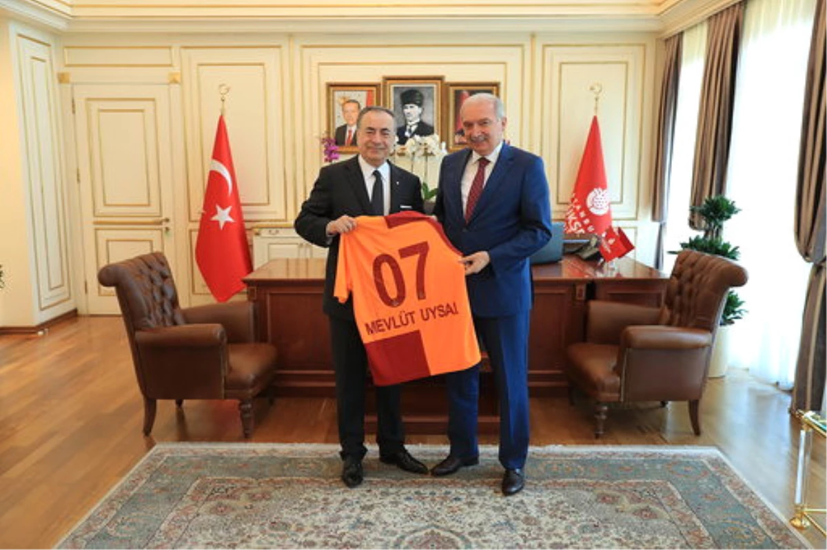 Galatasaray Kulübü Başkanından Başkan Uysal\'a Ziyaret