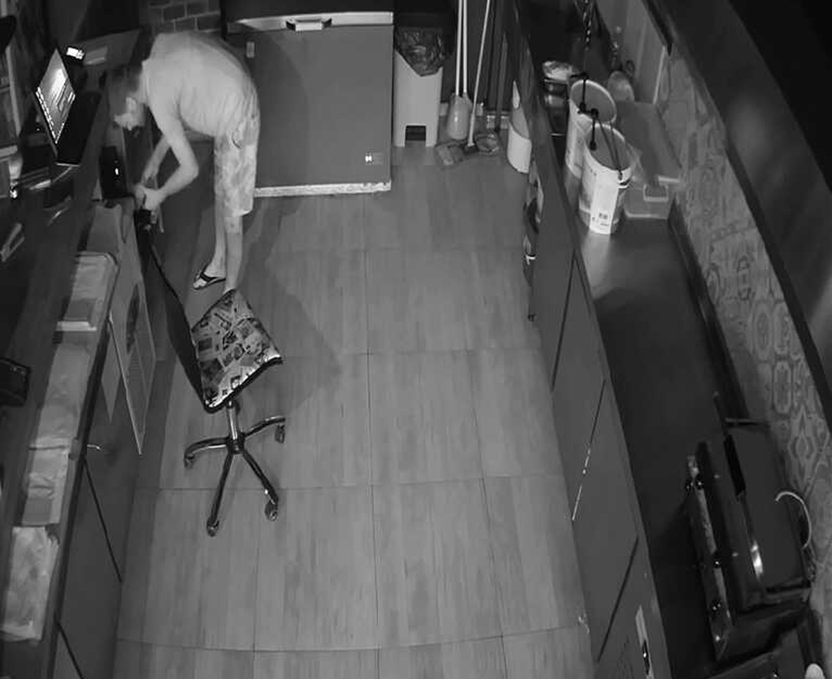 Kasa Faresi Önce Kameraya, Ardından Polise Yakalandı