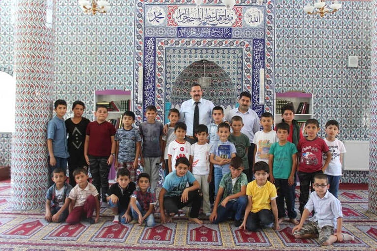 Kaymakam Özderin, Kur\'an Kurlarını İnceledi