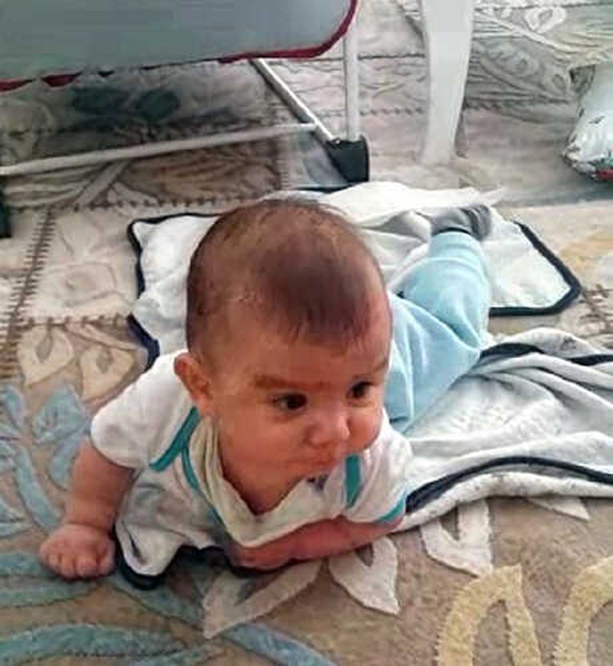 Şehit Anne ve 10 Aylık Oğlunun Mezarlarına Ziyaretçi Akını (2)