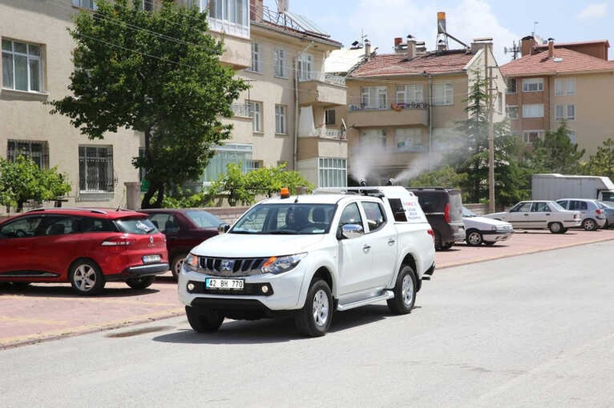 Selçuklu\'da İlaçlama Çalışmaları Devam Ediyor