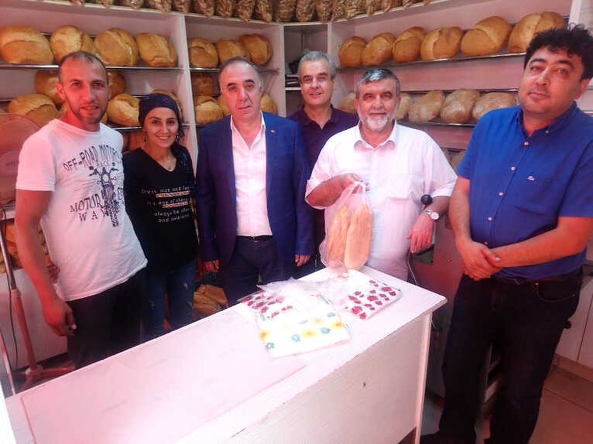 Simav\'da \'Askıda Ekmek\' Projesi
