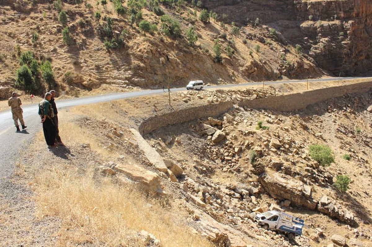 Şırnak\'ta Kamyonet Uçuruma Yuvarlandı: 3\'ü Çocuk 5 Yaralı