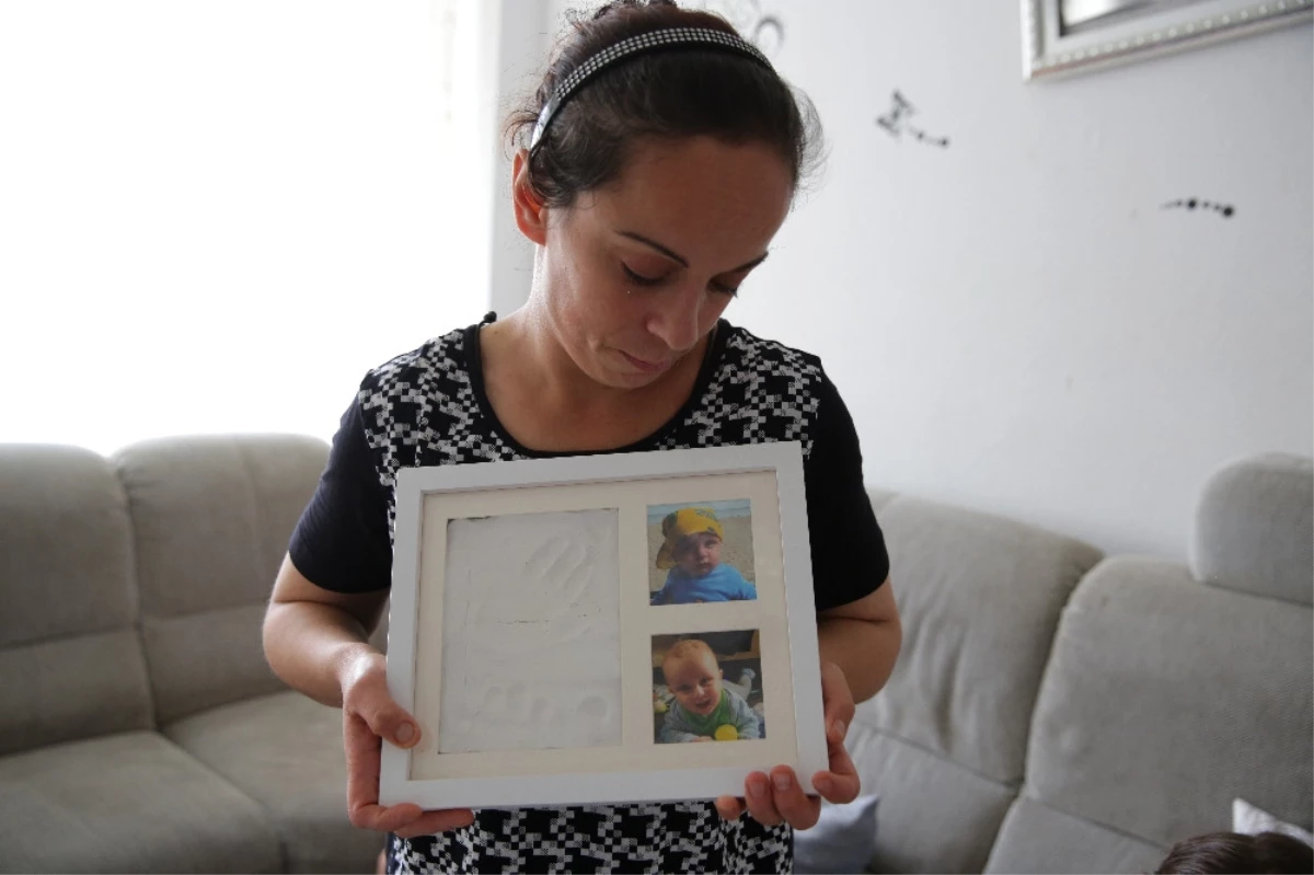 Türk Ailenin Elinden Alınan Bebek Hala Geri Verilmedi