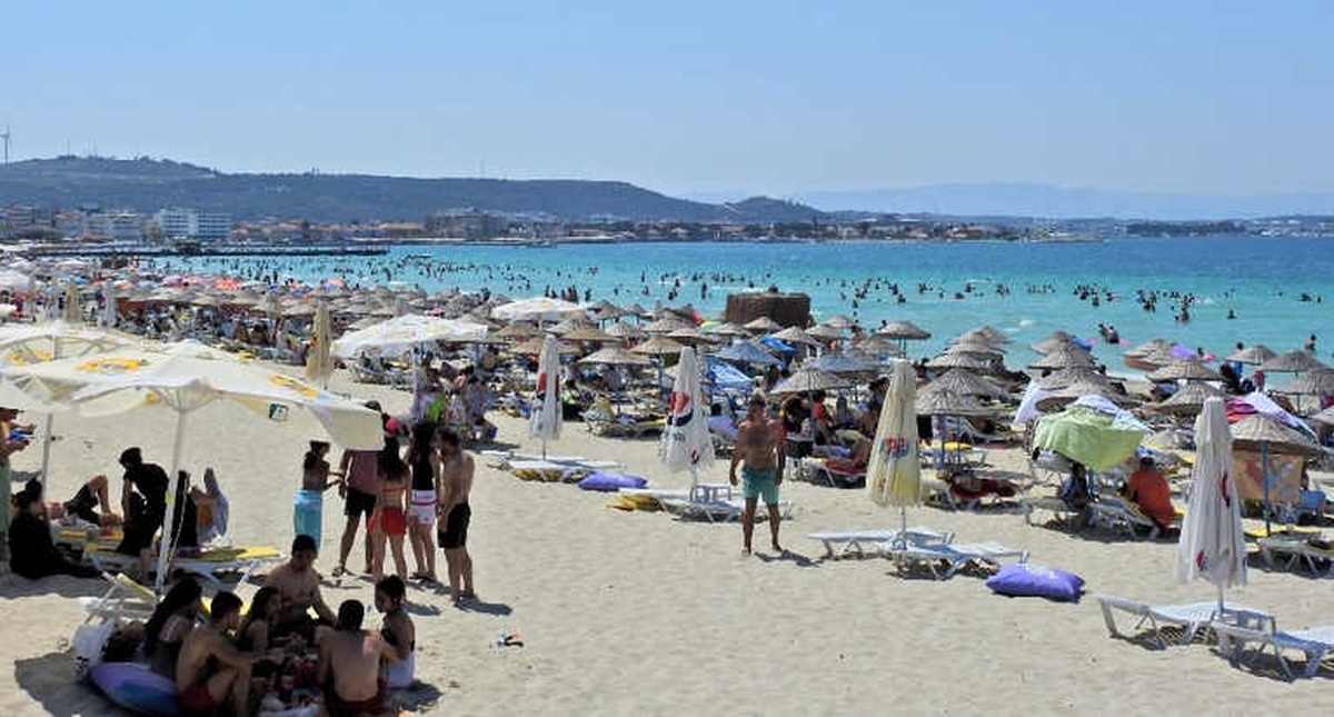 Ünlü Tatil Merkezi Çeşme\'ye Bayram Piyangosu Vurdu