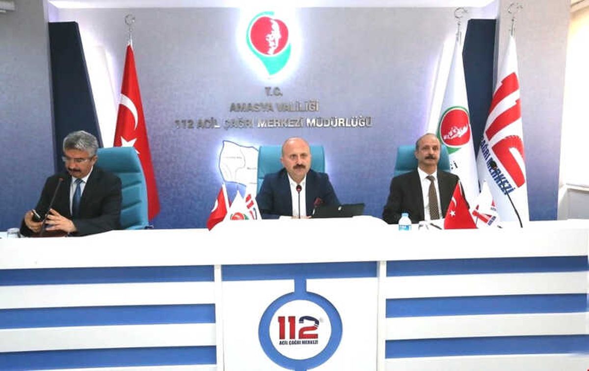 Vali Varol\'dan Muhtarlarla Toplantı