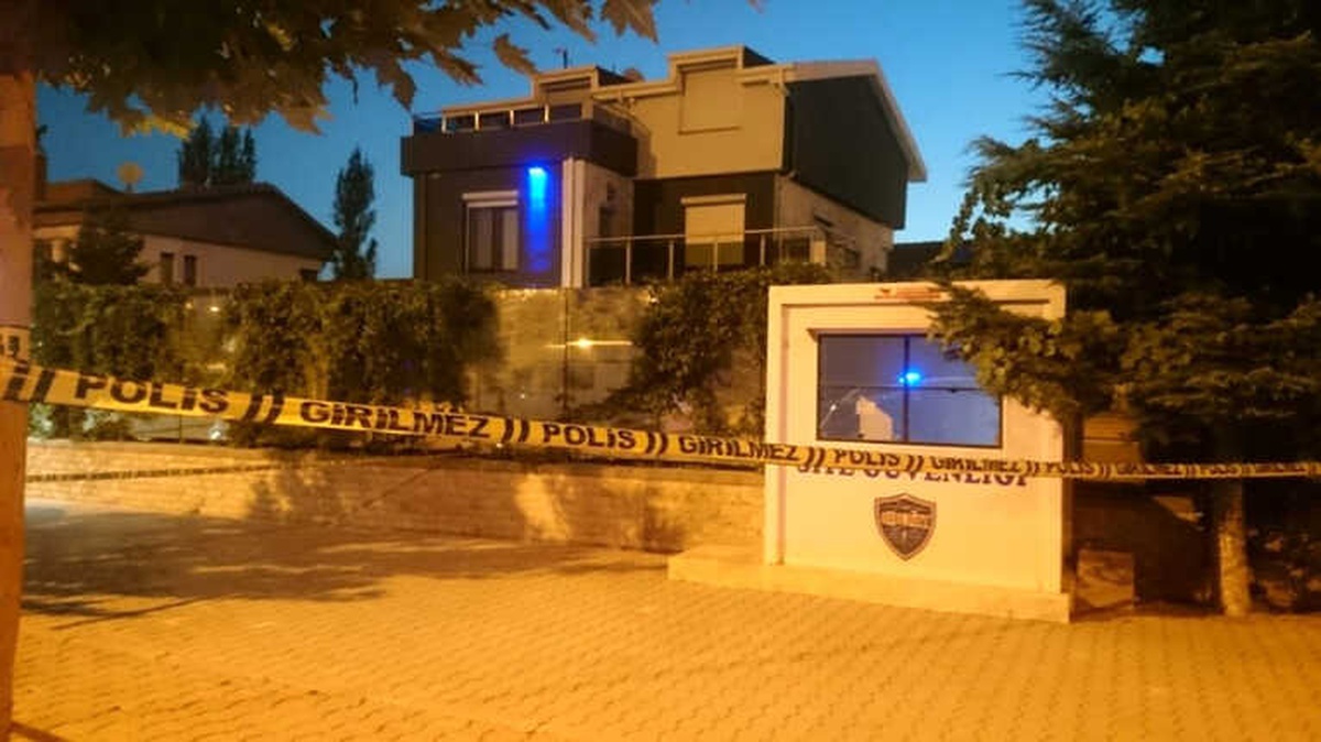 Villanın Güvenliğine Pompalı Tüfekle Ateş Açtılar: 1 Ölü