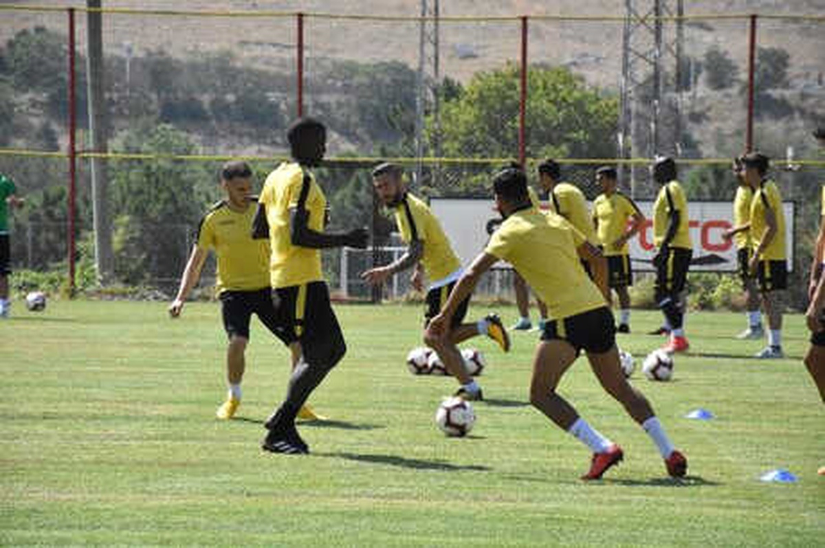 Yeni Malatyaspor, Kendi Tesislerinde Çalışmalarını Sürdürüyor