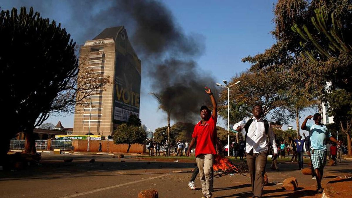 Zimbabve Ordusu Protestoculara Karşı Gerçek Mermi Kullandı