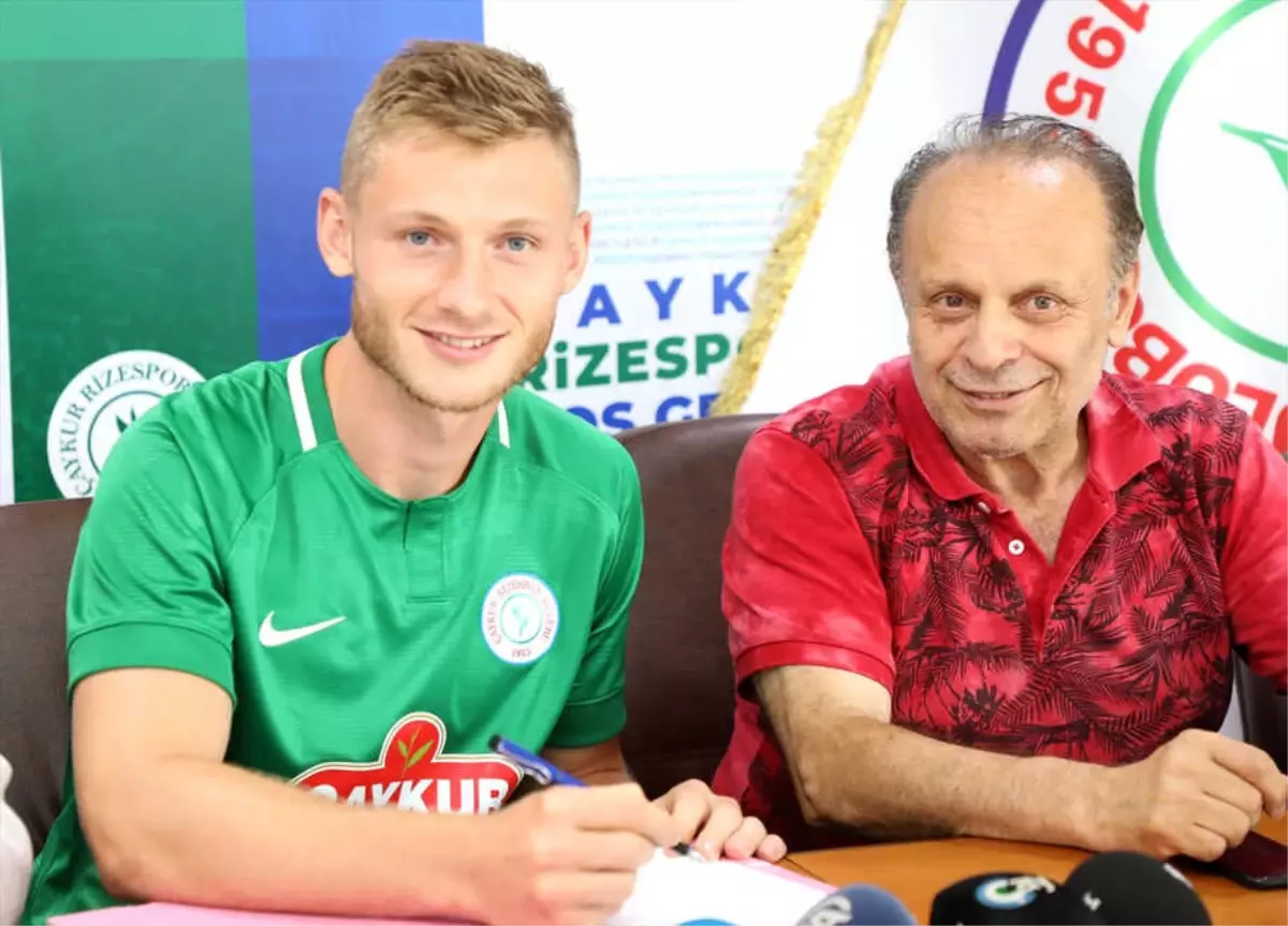 Çaykur Rizespor\'da Brabec\'e İmza Töreni